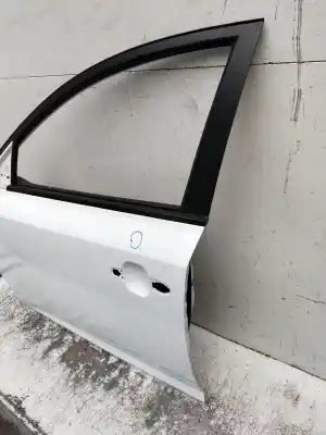 Second-hand car spare part left front door for kia cee´d concept oem iam references   