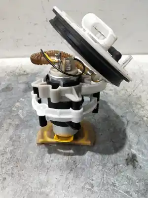 Peça sobressalente para automóvel em segunda mão BOMBA DE COMBUSTIVEL por AUDI A4 AVANT (8E)  Referências OEM IAM 228228008001  