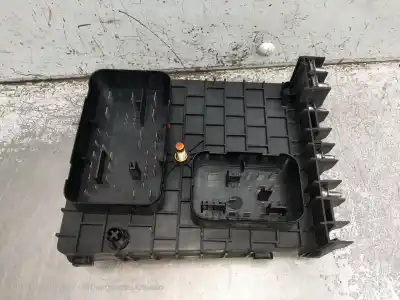 Second-hand car spare part fuse box unit for audi a3 (8p) 1.9 tdi ambiente oem iam references 013949631c Second-hand car spare part fuse box unit for audi a3 (8p) 1.9 tdi ambiente oem iam references 013949631c