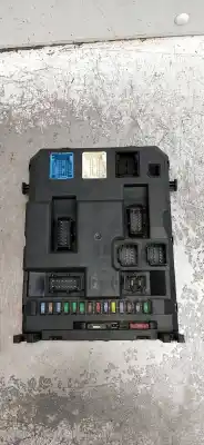 Peça sobressalente para automóvel em segunda mão caixa de fusíveis e relés por citroen c3 1.4 hdi exclusive referências oem iam 9666952280