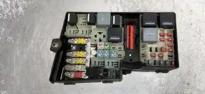 Peça sobressalente para automóvel em segunda mão caixa de fusíveis e relés por ford focus lim. (cb4) titanium referências oem iam 8m5t14k733khb