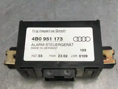 Peça sobressalente para automóvel em segunda mão MÓDULO ELETRÔNICO por AUDI S3 (8L)  Referências OEM IAM 4B0951173  