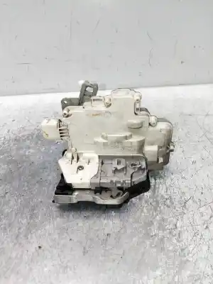Автозапчасти б/у электродвигатель заднего правого центрального замка за porsche cayenne (typ 92aa) diesel ссылки oem iam 8j0839015  