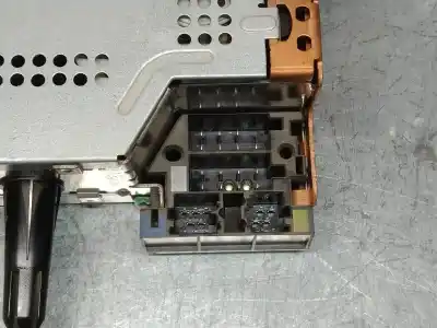 Second-hand car spare part audio system / radio cd for renault scenic (ja..) 1.9 dci authentique oem iam references 7700434424  