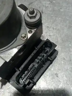 Second-hand car spare part abs for renault clio ii fase ii (b/cb0) authentique oem iam references 0265800335 8200229137 0265231333