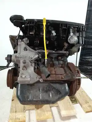 Автозапчастина б/у двигун комплект для renault clio ii fase ii (b/cb0) authentique посилання на oem iam d4fg722  f086714