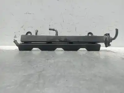 Pièce détachée automobile d'occasion Rampe D'injecteur pour BMW SERIE 3 BERLINA (E36) 318i Références OEM IAM 1734355  