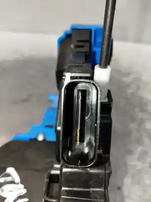 Автозапчасти б/у электродвигатель заднего правого центрального замка за kia ceed ceed drive ссылки oem iam 81420a2400  