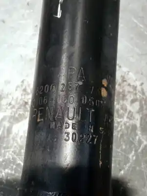 Second-hand car spare part right rear shock absorber for renault clio ii fase ii (b/cb0) clio oem iam references 8200287736  03061000508