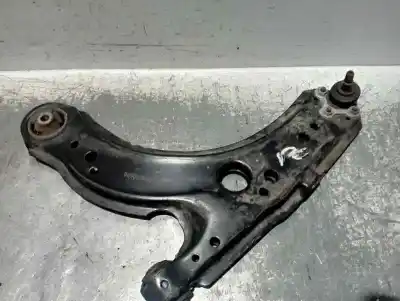 Pièce détachée automobile d'occasion bras de suspension inferieur avant gauche pour volkswagen golf iv berlina (1j1) gti références oem iam 8000558  