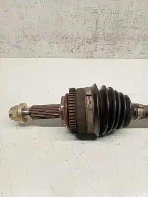 Second-hand car spare part front right transmission for ssangyong rodius xdi oem iam references   