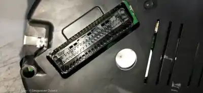 Peça sobressalente para automóvel em segunda mão quadrante por kia cee´d sporty wagon tech referências oem iam 94043a2020  k432