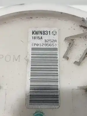Peça sobressalente para automóvel em segunda mão bomba de combustivel por ford fiesta (cbk) * referências oem iam kwn831  