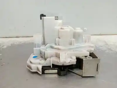 Peça sobressalente para automóvel em segunda mão fechadura da porta dianteira direita por fiat doblo active referências oem iam 51810883  