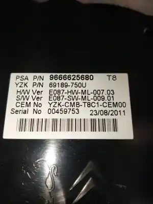 Автозапчасти б/у приборная доска за peugeot 3008 monospace (0u_) 1.6 hdi ссылки oem iam 9666625680  69189750u