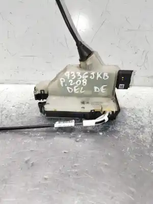 Second-hand car spare part front right central locking system for peugeot 208 active oem iam references 9812500780  