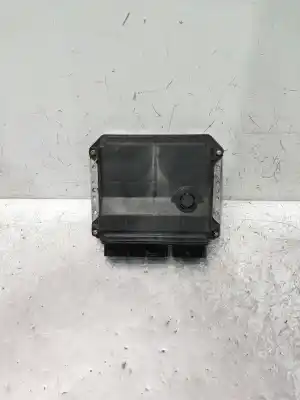 Peça sobressalente para automóvel em segunda mão centralina de motor uce por toyota auris luna referências oem iam mb1758009591