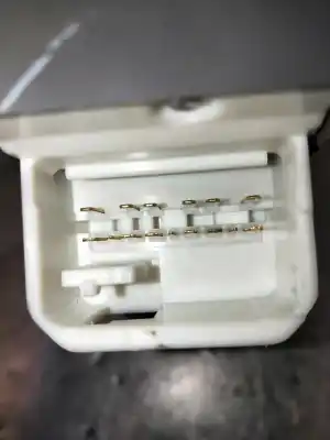 Second-hand car spare part left front power window switch for toyota auris luna oem iam references   