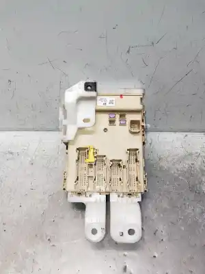 Piesă de schimb auto la mâna a doua panou siguranțe pentru toyota auris business referințe oem iam 8922102331