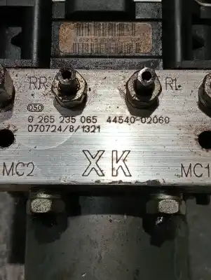 Peça sobressalente para automóvel em segunda mão abs por toyota auris luna referências oem iam 0265950512 4454002060 0265235065