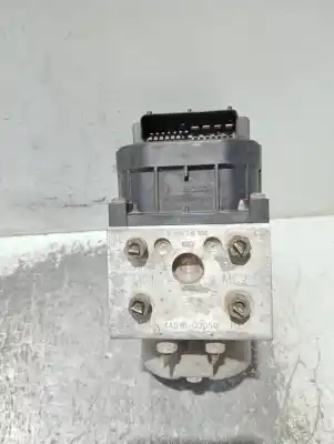 Pezzo di ricambio per auto di seconda mano abs per toyota corolla (e12) 2.0 d-4d riferimenti oem iam 0273004571 4451002050 0265216850