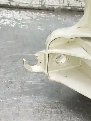 Second-hand car spare part right headlight for mazda premacy (cp) 2.0 turbodiesel cat oem iam references   