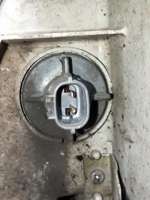 Second-hand car spare part right headlight for mazda premacy (cp) 2.0 turbodiesel cat oem iam references   