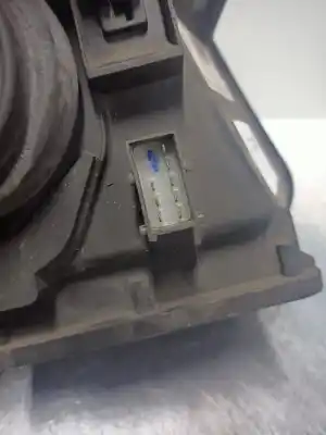 Second-hand car spare part left headlight for opel meriva 1.6 16v oem iam references 93321052  89308550