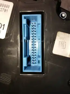 Peça sobressalente para automóvel em segunda mão quadrante por skoda fabia (5j2 ) 1.2 referências oem iam 5j0920811e a2c53357612 a2c53425973