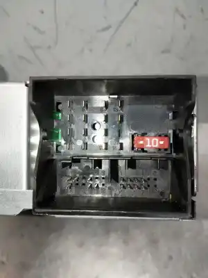Peça sobressalente para automóvel em segunda mão sistema de áudio / rádio cd por citroen c3 (f desde 11/2001) c3 referências oem iam 96766518xt  a2c53424337