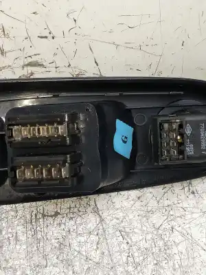 Автозапчасти б/у выключатель левого переднего окна за renault clio ii fase i (b/cbo) 1.4 16v tech-run 98 cv / 72 kw ссылки oem iam   