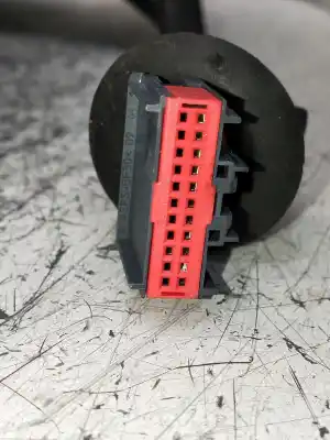 Pezzo di ricambio per auto di seconda mano specchio sinistro per jaguar s-type 2.7 v6 diesel cat riferimenti oem iam  12 cables 