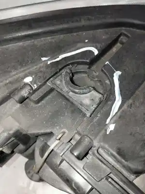 Peça sobressalente para automóvel em segunda mão farol / farolim esquerdo por seat leon sc (5f5) style referências oem iam 5f1941007b  90029768 5f0941472