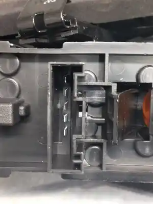 Second-hand car spare part left tailgate light for bmw mini (r50,r53) one oem iam references 89023373  632169163959