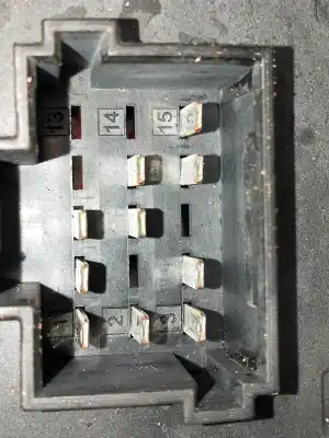 Second-hand car spare part fuse box unit for volkswagen crafter combi (2e) combi 30 oem iam references a9065450401  518817028