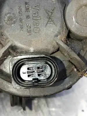Автозапчастина б/у правий протитуман для audi a3 (8l) 1.9 tdi ambiente посилання на oem iam 8l2941700a  89305501