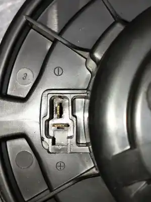 Peça sobressalente para automóvel em segunda mão motor de sofagem por toyota corolla (e12) 2.0 d-4d referências oem iam 0130101601  