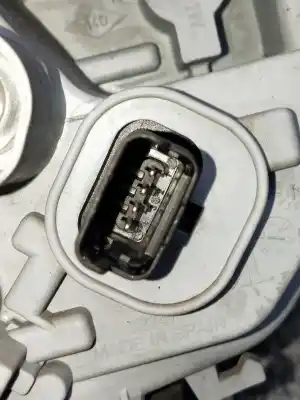 Second-hand car spare part right tailgate light for renault captur adventure oem iam references 0286314166  