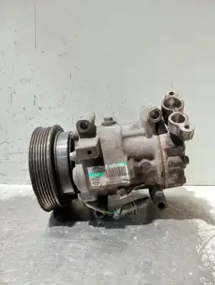 Peça sobressalente para automóvel em segunda mão compressor de ar condicionado a/a a/c por renault clio iii confort dynamique referências oem iam 8200365787
