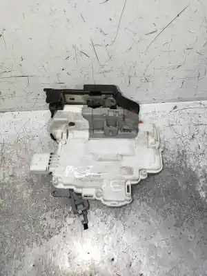 Автозапчастина б/у передній правий центральний замок для audi a4 b8 (8k2) 2.0 tdi посилання на oem iam   