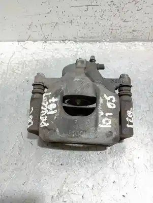 Peça sobressalente para automóvel em segunda mão pinça de travão dianteira esquerda por peugeot 107 1.0 cat (384f) referências oem iam 