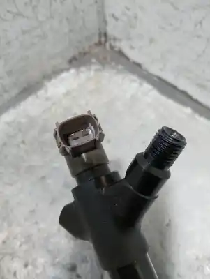 Peça sobressalente para automóvel em segunda mão injetor por toyota auris active referências oem iam 2367026070  
