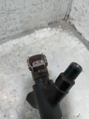 Peça sobressalente para automóvel em segunda mão injetor por toyota auris active referências oem iam 2367026070  