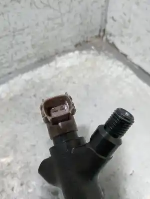 Peça sobressalente para automóvel em segunda mão injetor por toyota auris active referências oem iam 2367026070  