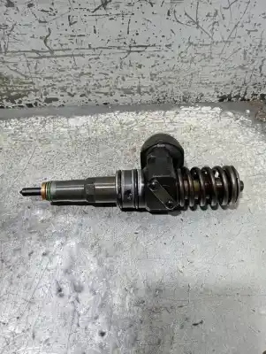 Автозапчасти б/у инжектор за volkswagen caddy ka/kb (2k) kombi ссылки oem iam 0414720313  038130073bn
