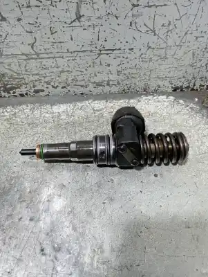 Автозапчасти б/у инжектор за volkswagen caddy ka/kb (2k) kombi ссылки oem iam 0414720313  038130073bn