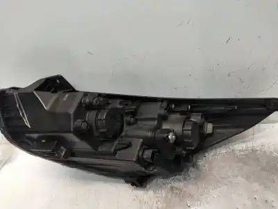 Second-hand car spare part right headlight for hyundai ix35 manual oem iam references   