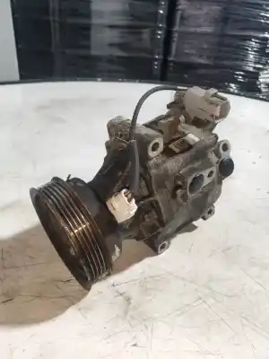 Peça sobressalente para automóvel em segunda mão Compressor De Ar Condicionado A/a A/c por TOYOTA COROLLA (E12) 1.6 16V Referências OEM IAM 4472206364  