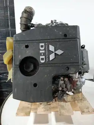 Second-hand car spare part complete engine for mitsubishi montero iv (v8_w, v9_w) 3.2 di-d 4wd (v98w, v88w) oem iam references 4m41 denso uae2916
