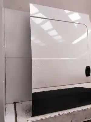 Автозапчастина б/у праві бічні розсувні двері для iveco daily furgón daily furgon посилання на oem iam   